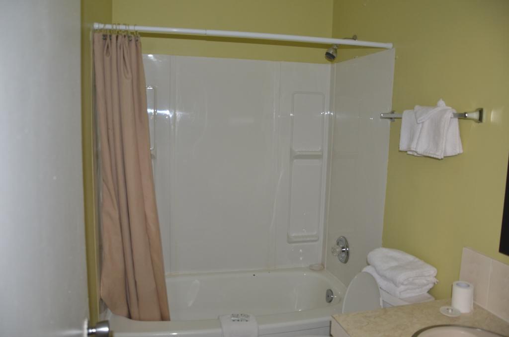 Coachman Inn Regina Ngoại thất bức ảnh
